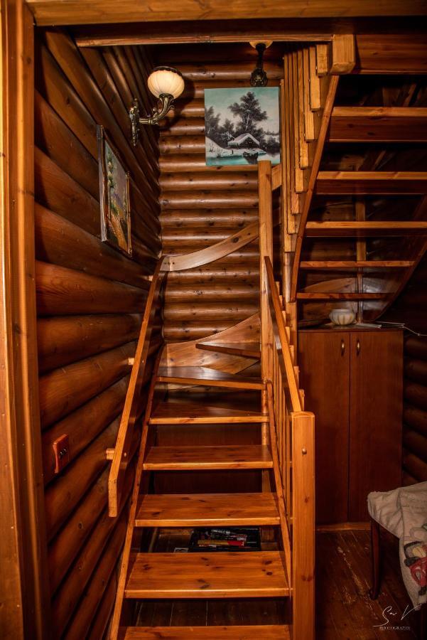 *2 Bdr Log House /Mountains/Queen Bed/Fireplace Gourri 외부 사진